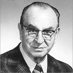 Kurt Weigel, Sohn von Alfred Weigel: Gründer der Alfred Weigel Federnfabrik für technische Federn