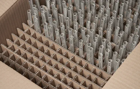 Sonderverpackung mit Gefache: Alfred Weigel Federnfabrik - Technische Federn Hersteller