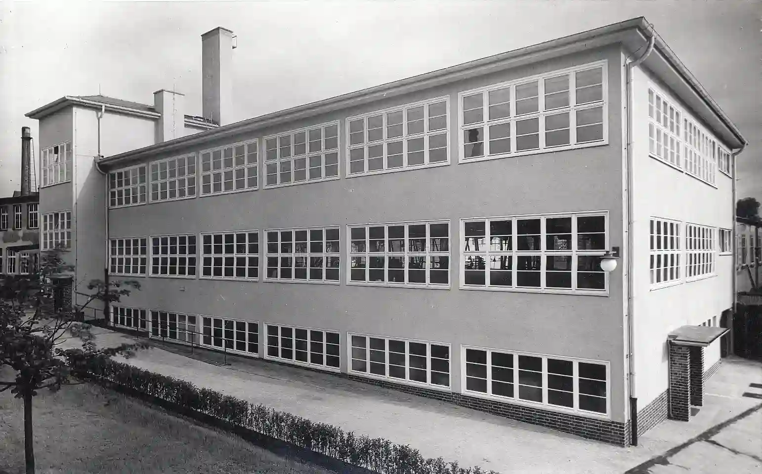Unternehmensgeschichte Alfred Weigel Federnfabrik, Hersteller für technische Federn